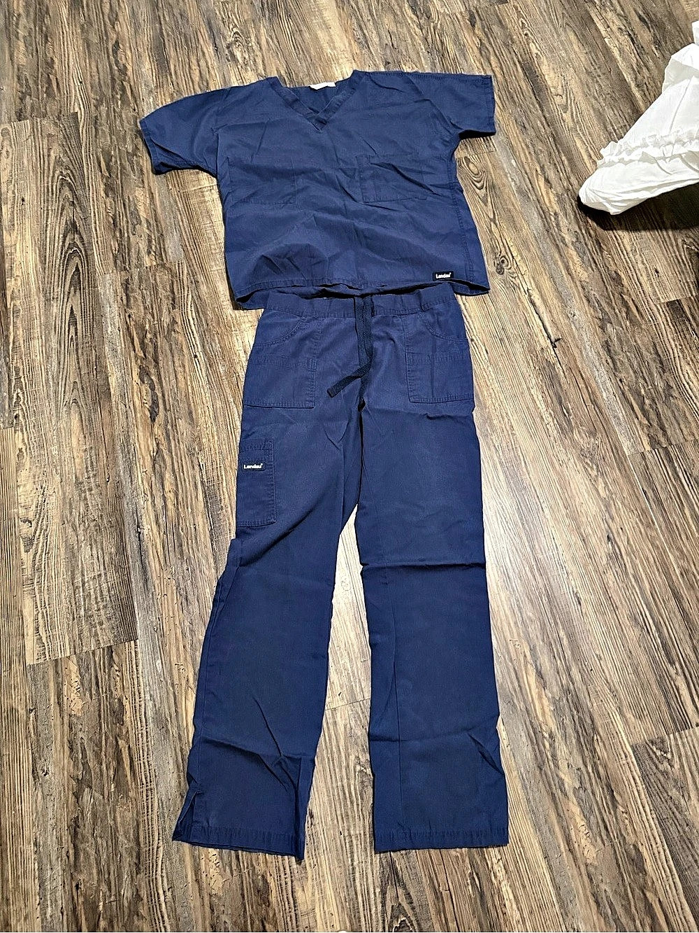 Landau Women’s scrub set Blue SML Like New $50.00 for 7 Tops and 5 Bottoms